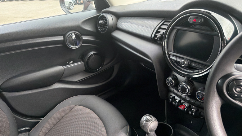 MINI Hatchback 1.5 Cooper Classic II 5dr Petrol Hatchback